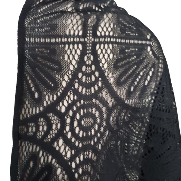 CT863 Black Ladies Fringed Shawl - Picture 2 of 3
